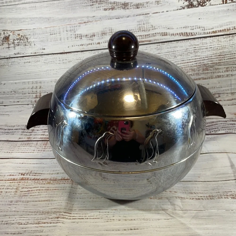 Penguin Hot/Cold Server Mid Century Ice Bucket With Bakelite Handles